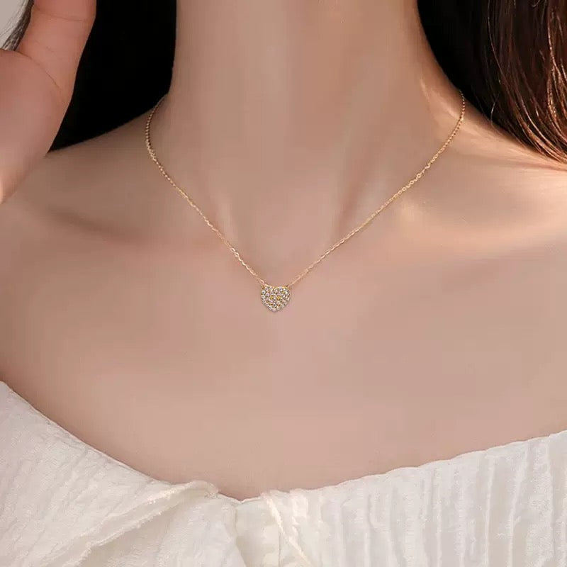 Titanium steel heart-shaped necklace heart-shaped double-ring necklace for women light luxury niche design lockbone necklace 2pcs