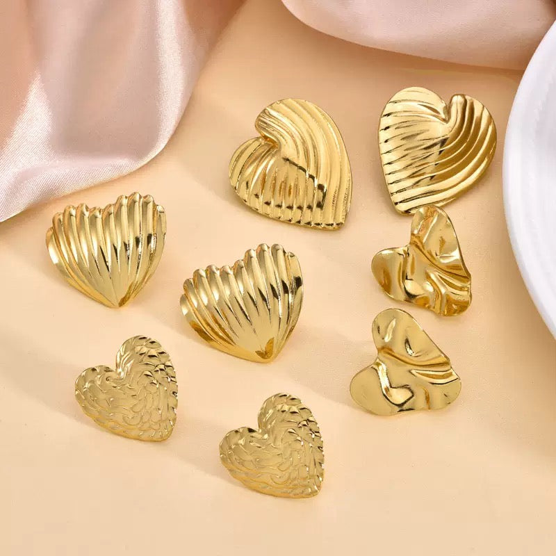 Best-selling personalized and niche "Insect" series of hollowed-out light and luxurious high-end fashionable and non-fading stainless steel women's stud earrings 12prs