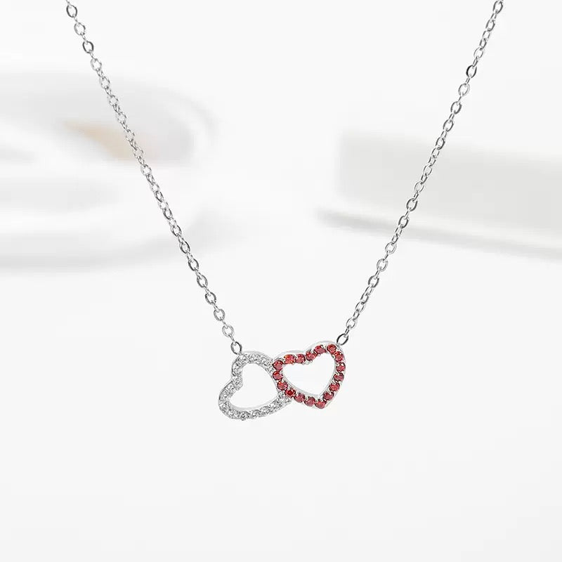Titanium steel heart-shaped necklace heart-shaped double-ring necklace for women light luxury niche design lockbone necklace 2pcs