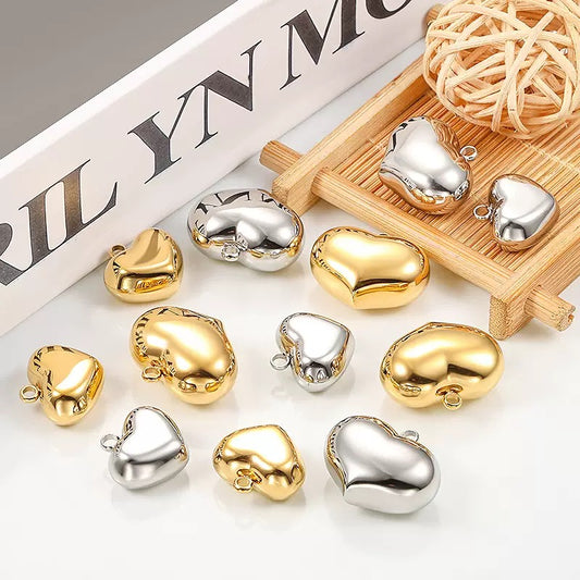Stainless steel precision polished 3D heart-shaped pendant with vacuum gold platting heart-shaped pendant