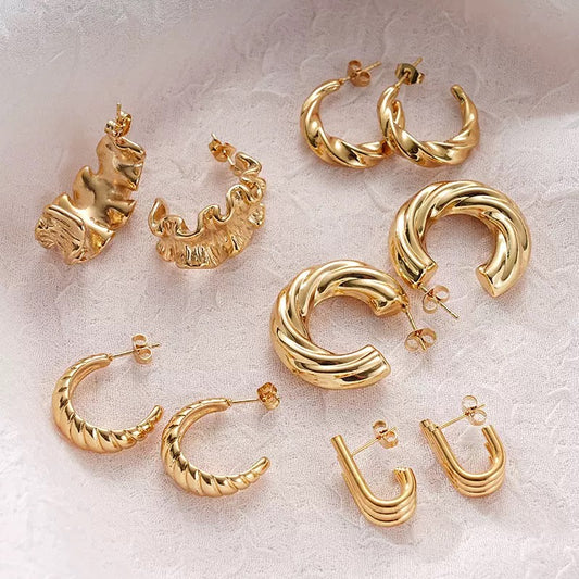 French minimalist 18K gold earrings, stainless steel irregular-shaped earrings, elegant and versatile earrings for ladies.